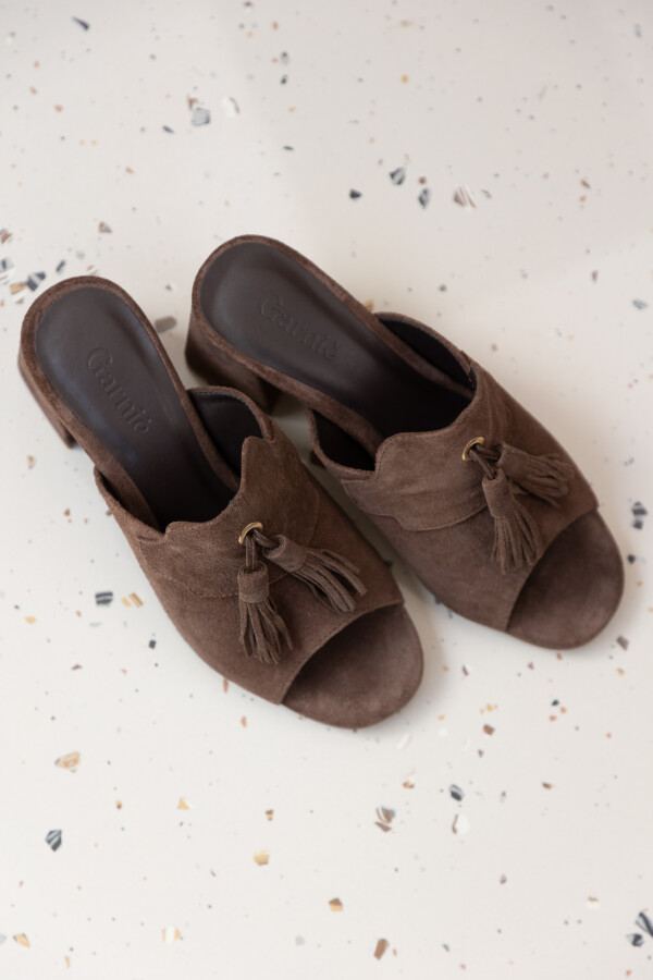 Zueco en gamuza Tere Zueco en gamuza Tere