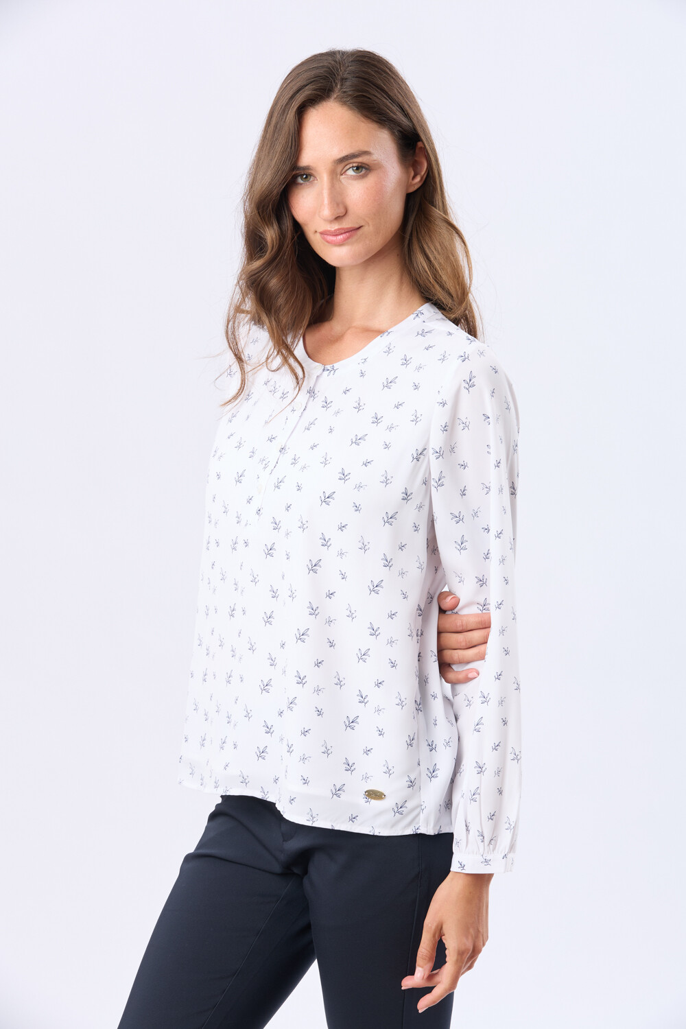 BLUSA CUELLO MAO Hojasazul