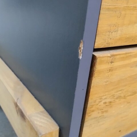 [OUTLET] Cómoda Cajonera 4 Cajones Rieles telescópicos Combinada con Patas Madera - MDP - Linea Melilla [SOLO RETIRO] [OUTLET] Cómoda Cajonera 4 Cajones Rieles telescópicos Combinada con Patas Madera - MDP - Linea Melilla [SOLO RETIRO]