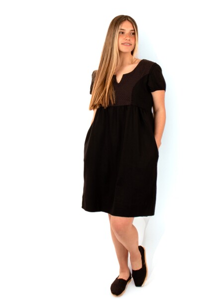 Vestidos de Broderie Negro