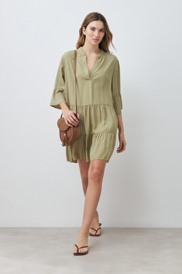 Vestido midi de lyocell verde oliva