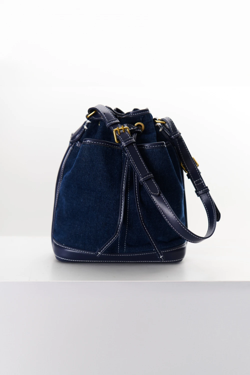 CARTERA CUERO VIVO