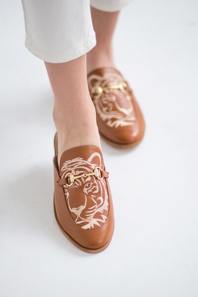 Zapato Phi Phi Camel