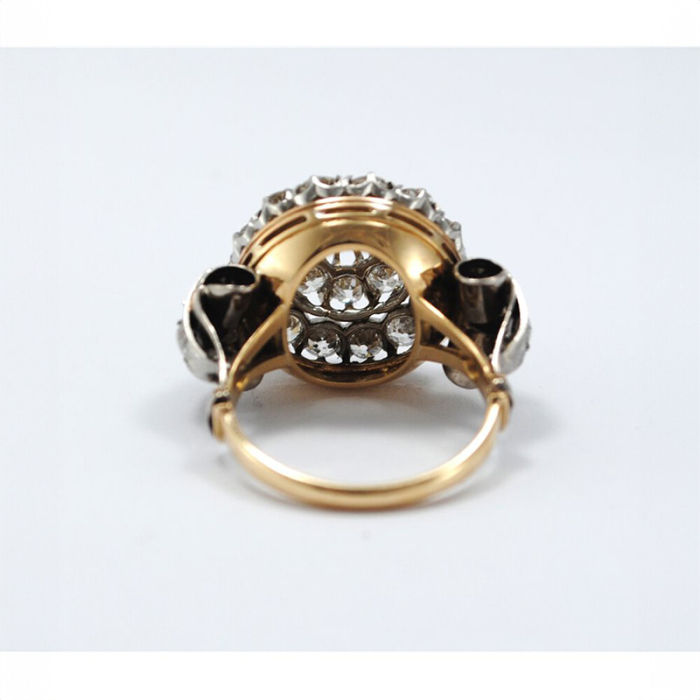 Anillo Antiguo Oro 18 K Y Diamantes 2 Ct. Aproximadamente.Circa 1880-1920 Anillo Antiguo Oro 18 K Y Diamantes 2 Ct. Aproximadamente.Circa 1880-1920