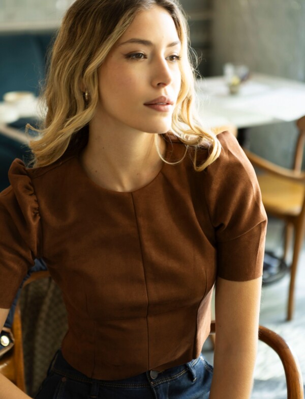 Top Faux Suede TOSTADO