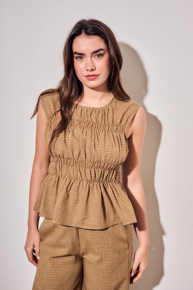 Blusa Fruncida Marron