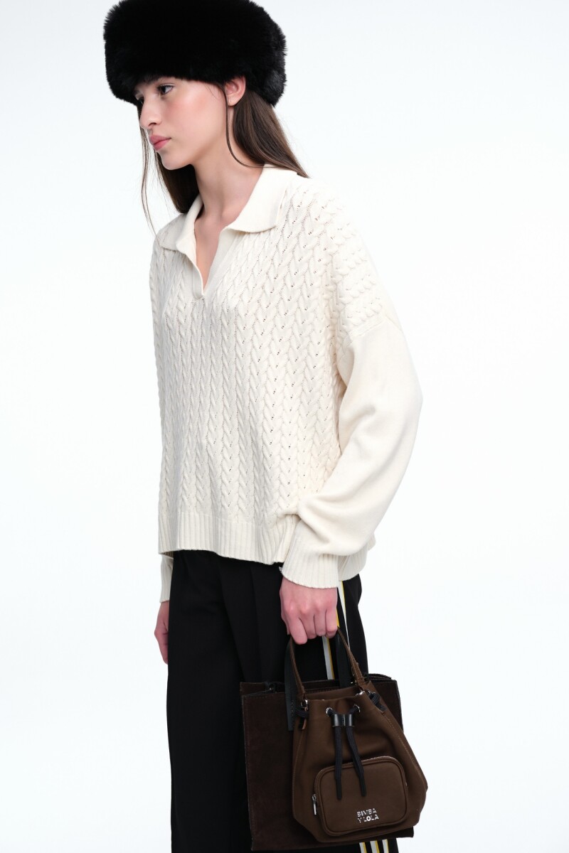 SWEATER TRENZAS Crema