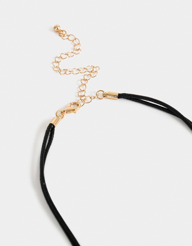Collares Cortos Metal diferenciado Collar Corto Con Medallon - Dorado Antique Gold