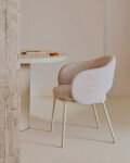 Silla Maina de chenilla beige y patas de acero con acabado beige FSC Mix Credit Silla Maina de chenilla beige y patas de acero con acabado beige FSC Mix Credit