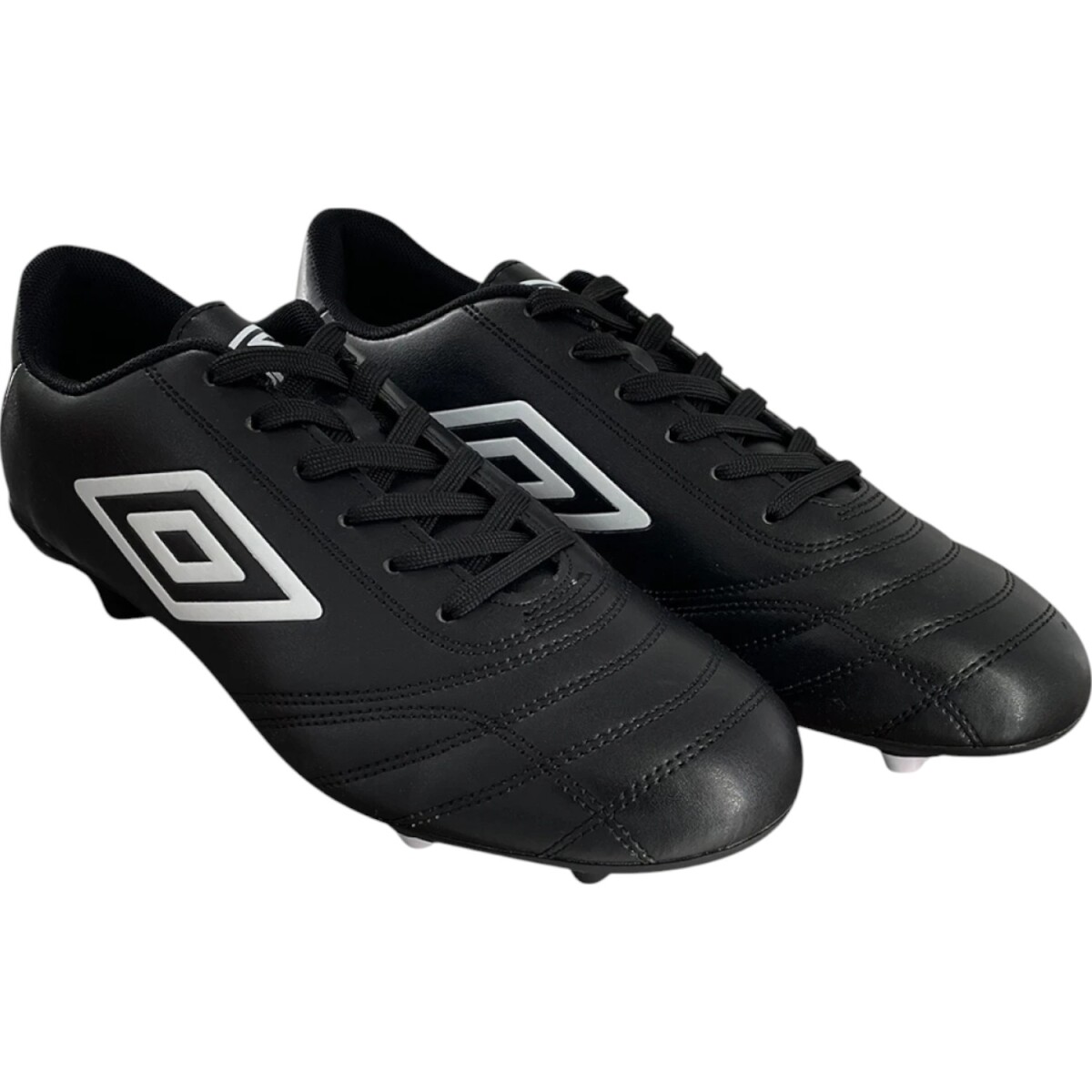 Championes de Futbol Umbro Clasic II HG para Hombre - Negro 