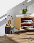 Set redondo Mash de 2 maceteros con asa metal negro Ø 25 cm / Ø 16,5 cm Set redondo Mash de 2 maceteros con asa metal negro Ø 25 cm / Ø 16,5 cm