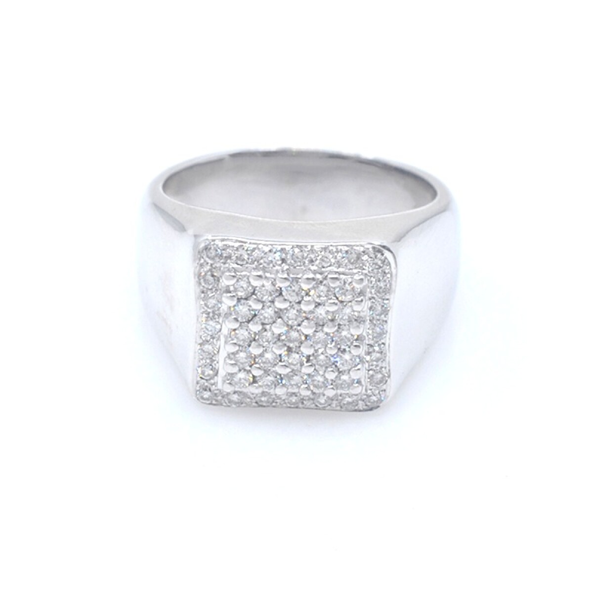 Anillo en oro 18k blanco con brillantes 