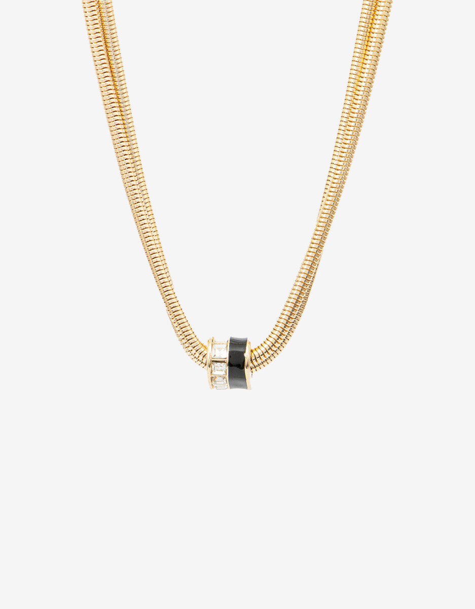 Collar Corto Con Dije 