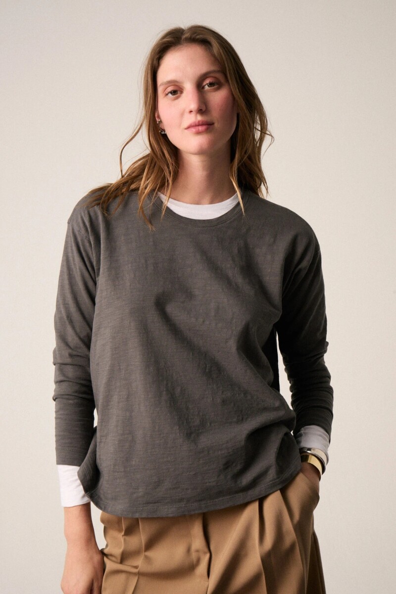REMERA SOFT Gris