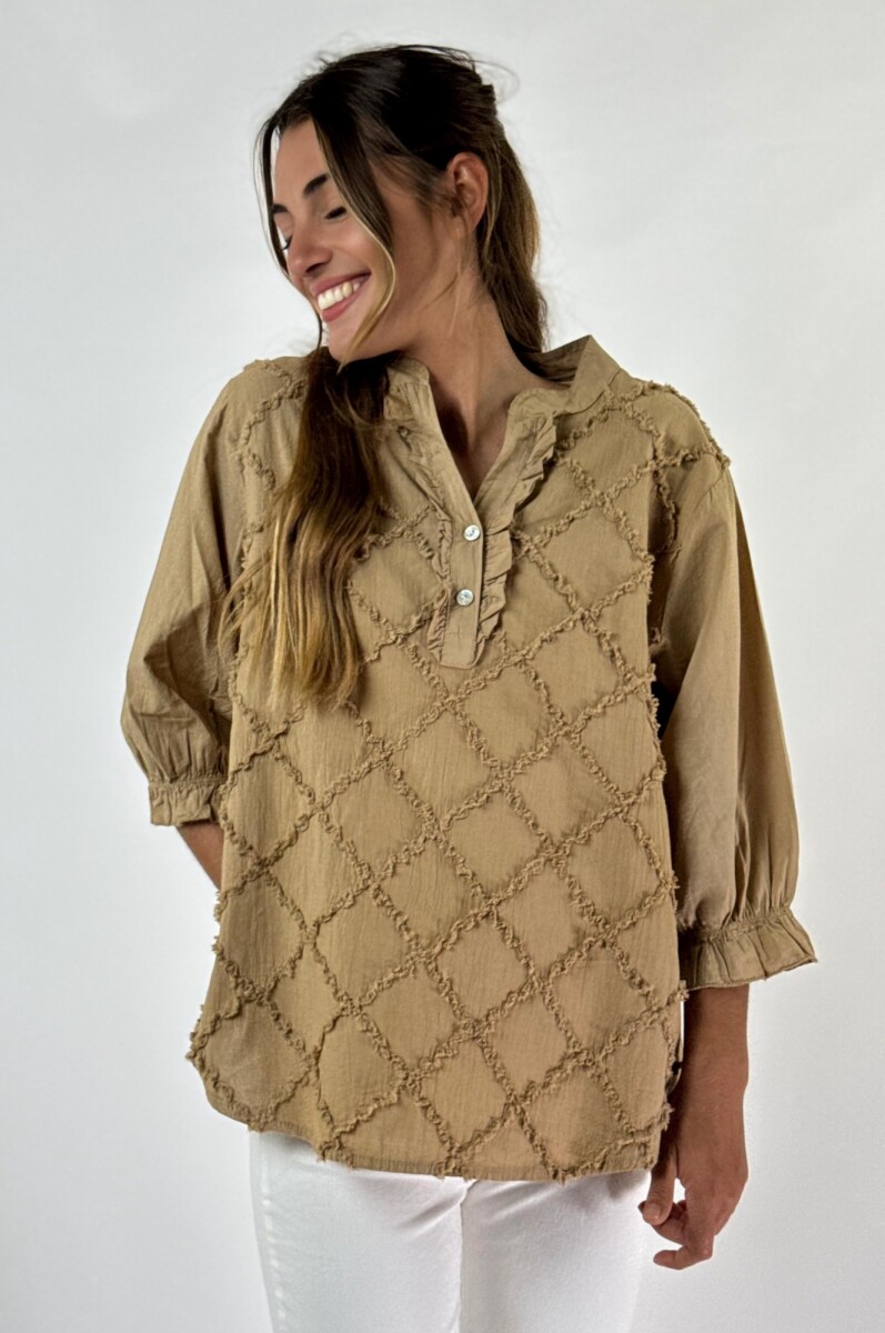BLUSA SOLARA - CAMEL 