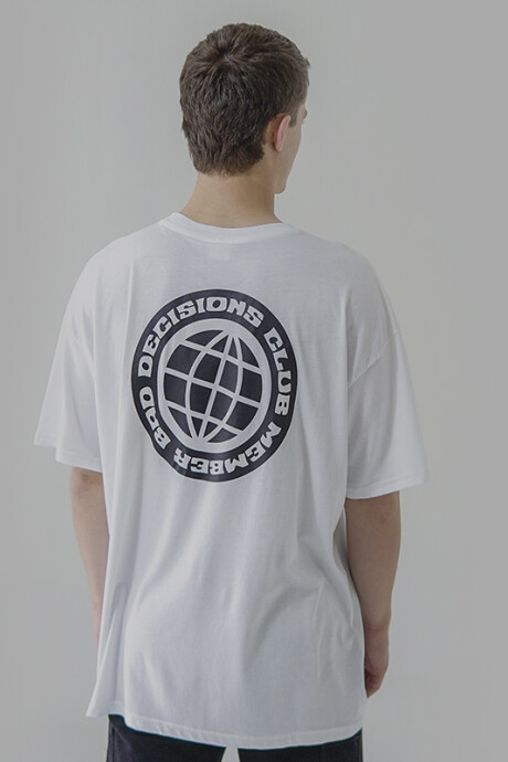Remera Pulau Bad Decisions Blanco