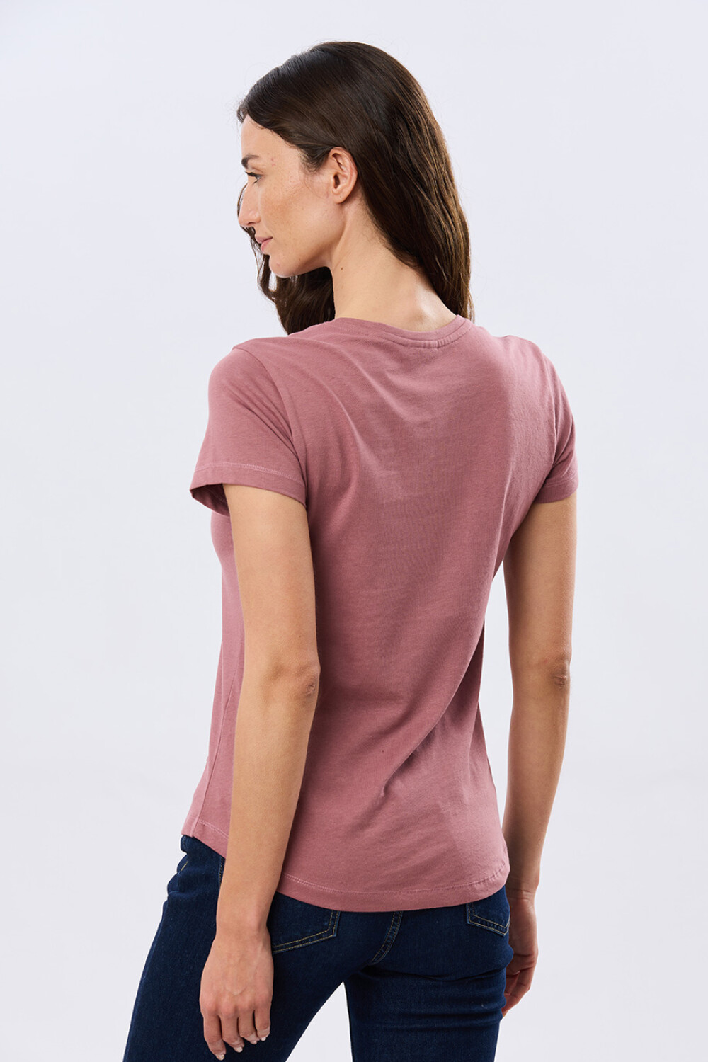 REMERA BÁSICA DE ALGODÓN Rosa Oscuro