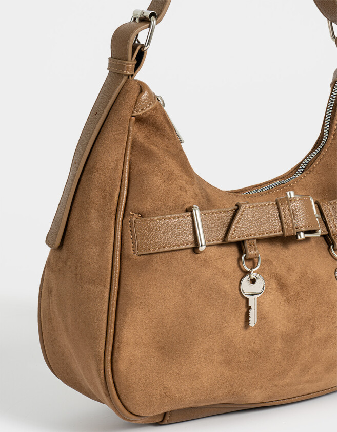 Saca Cartera Saca Con Charms - Marron Camel