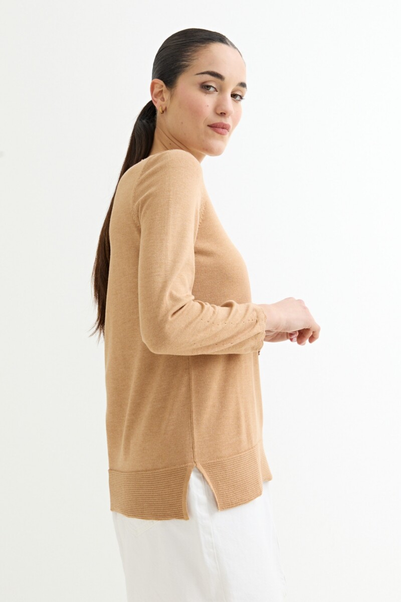 Sweater con crochet KHAKI