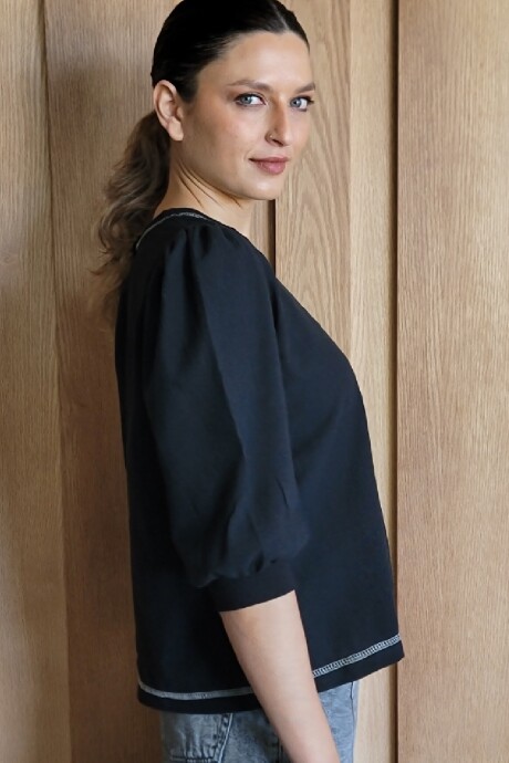 Remera Rose Tusor Negro