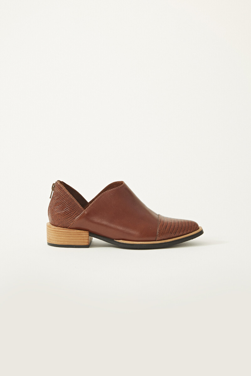 Mule Lou Camel