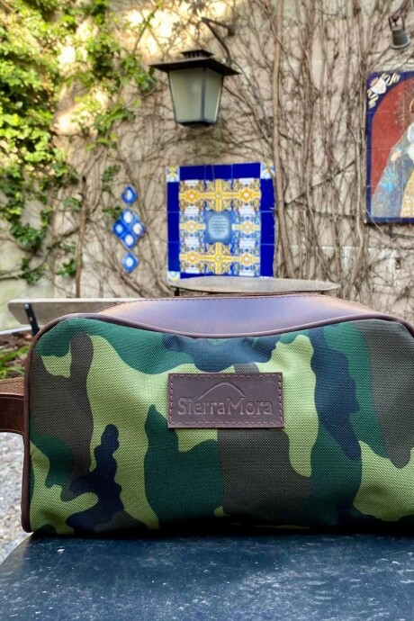 Necessaire Sport Chocolate / Camuflado