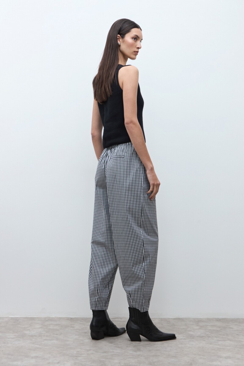 Pantalón Vichy negro