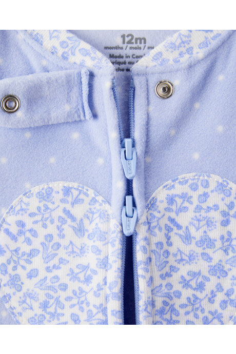 Pijama una pieza de micropolar, con pie, estampa corazón Sin color