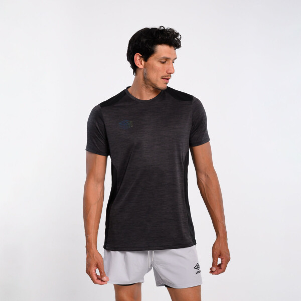 Remera Pro Training Marl Umbro Hombre 002