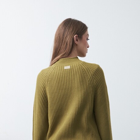 POLERA LUCERO Pistacho