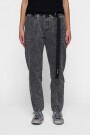 PANTALÓN CON CINTO Negro