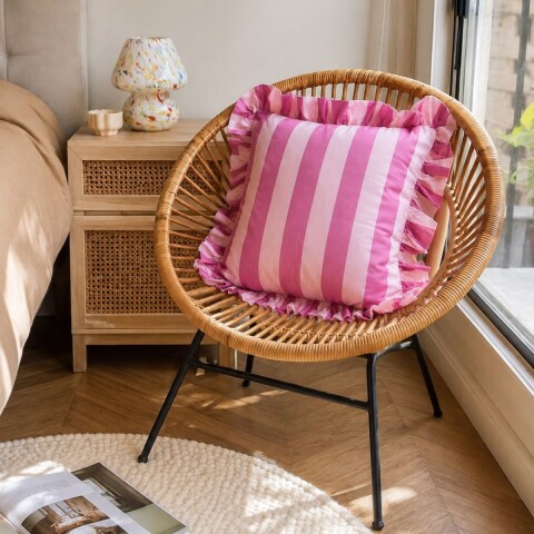 Funda Almohadón decorativo volados 45 x 45 cm Lila