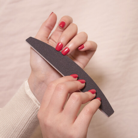 LIMA DE UÑAS MEDIA LUNA - HALF MOON BLACK NAIL FILE LIMA DE UÑAS MEDIA LUNA - HALF MOON BLACK NAIL FILE