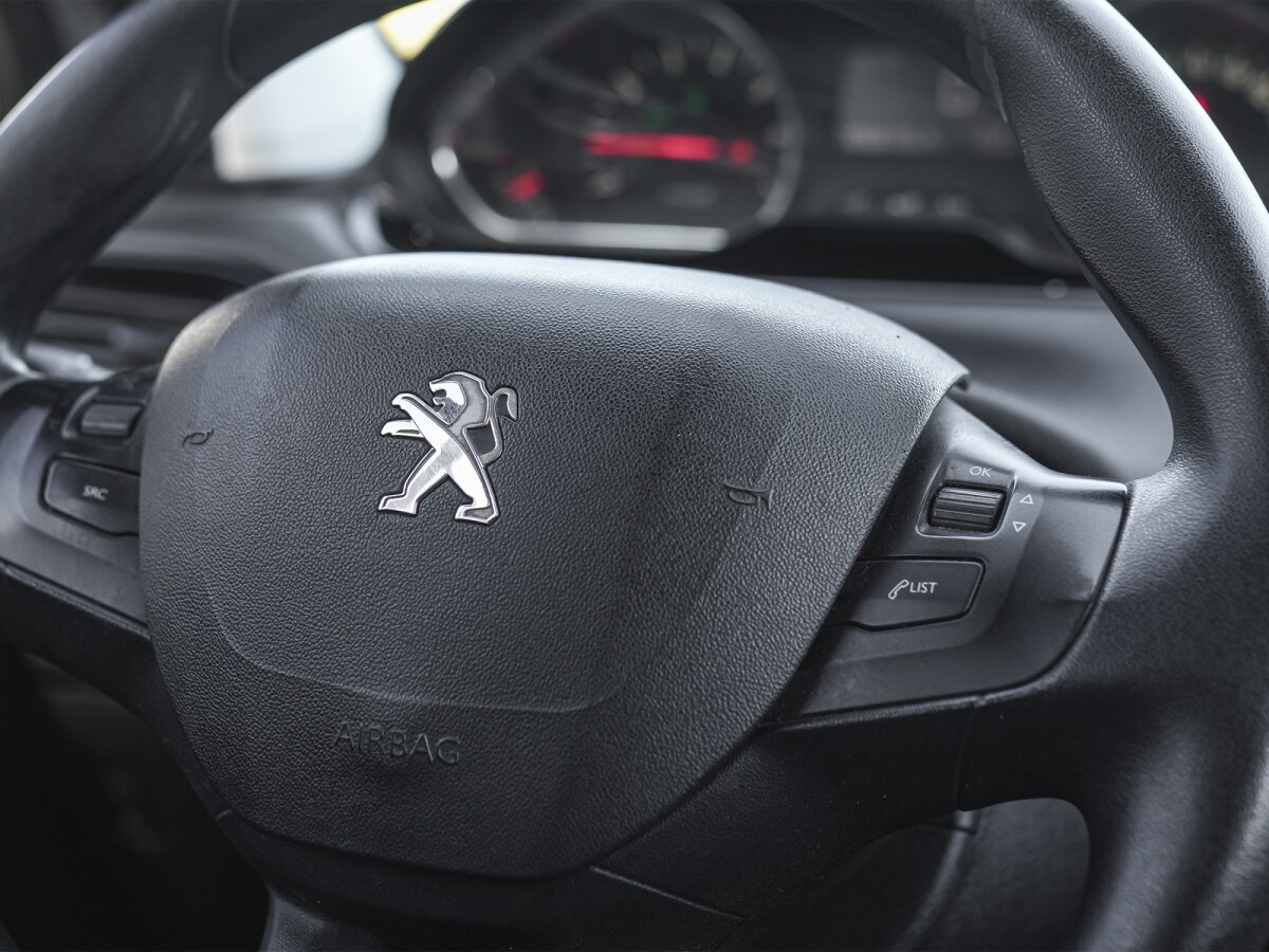 Peugeot 208 ACTIVE 1.2 EXTRA FULL| Permuta / Financia Peugeot 208 ACTIVE 1.2 EXTRA FULL| Permuta / Financia