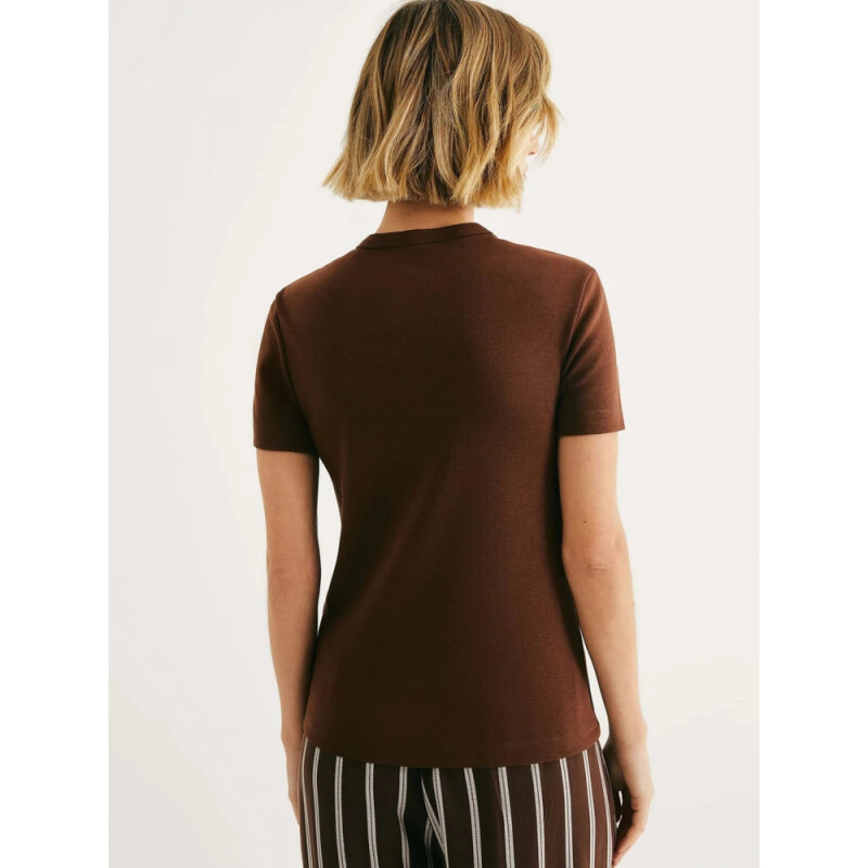 CAMISETA MM FEM MARROM ESCURO