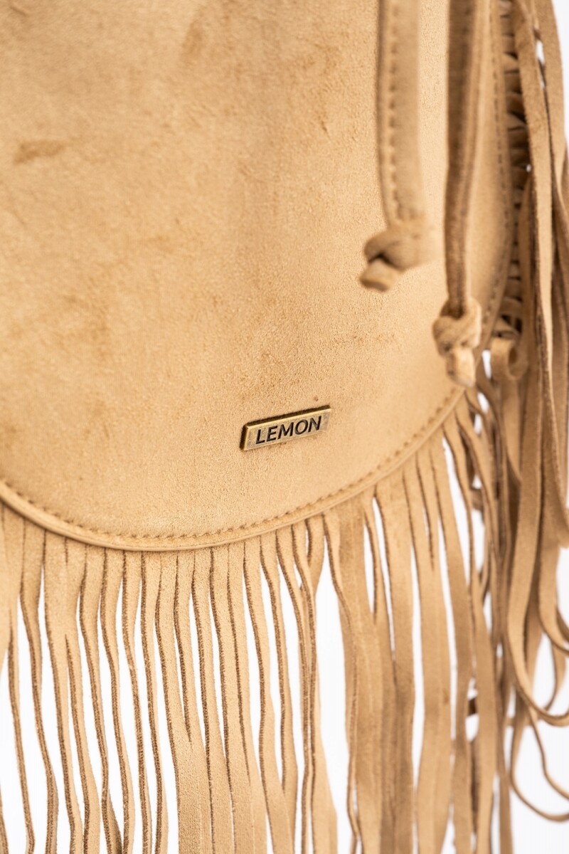 Cartera Flecos Gamuza Vegana Camel