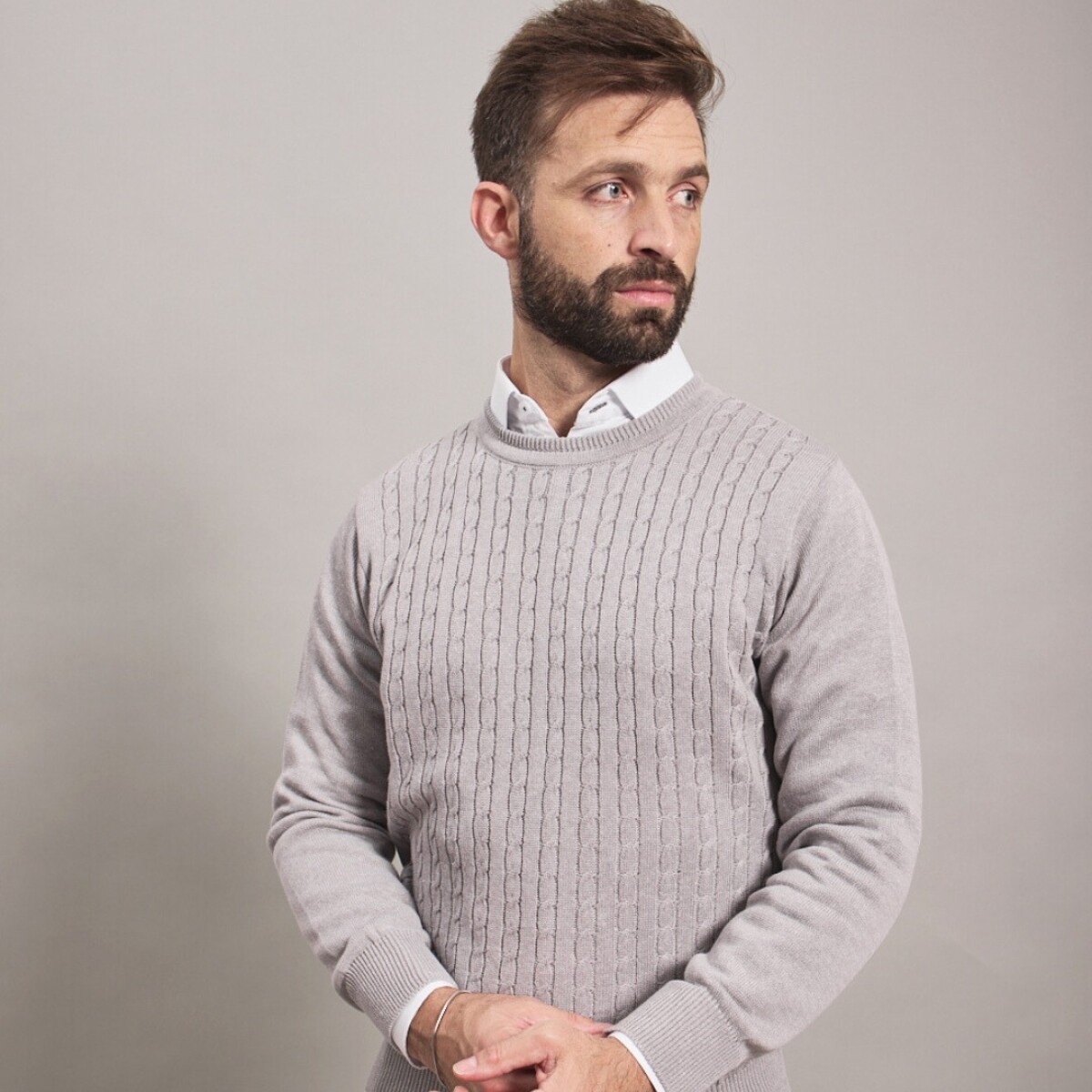 BUZO OLD MONEY - GRIS CLARO 