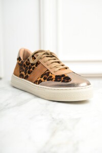 Zapatilla Cuero Animal Print Marron