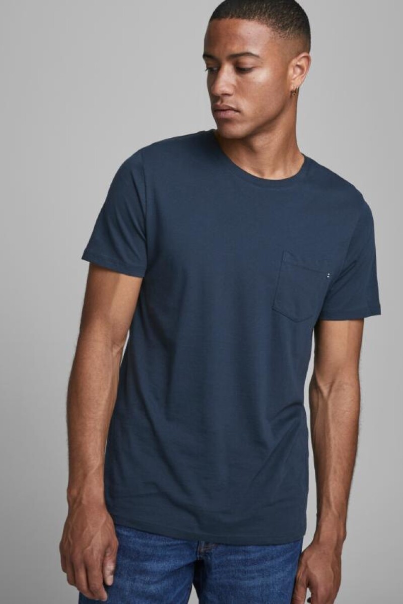 Camiseta "pocket" Navy Blazer