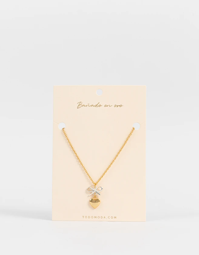 Cadena Corta con Dije Bañada en Oro Cadena Corta Con Dije Bañada En Oro - Dorado