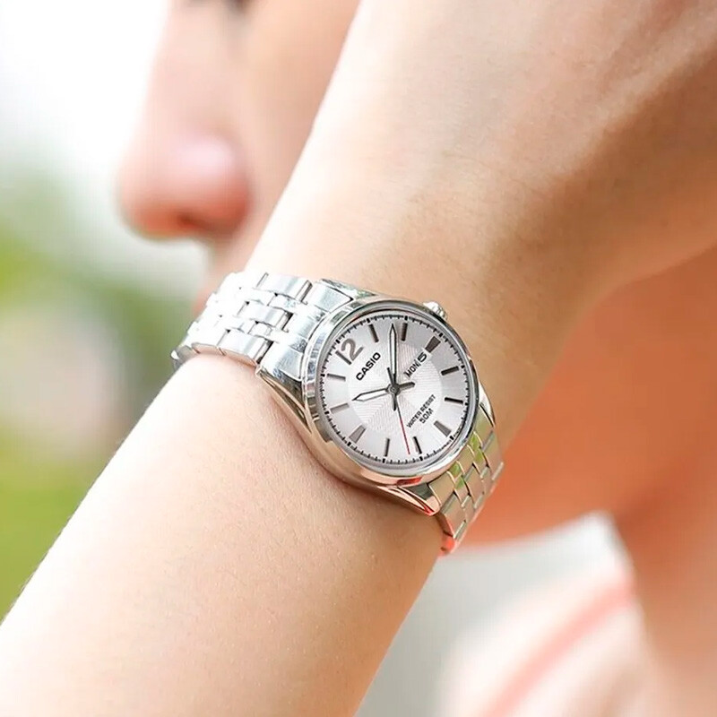 Reloj Casio de mujer LTP-1335D-7AVDF Reloj Casio de mujer LTP-1335D-7AVDF