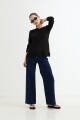 Sweater con crochet NEGRO