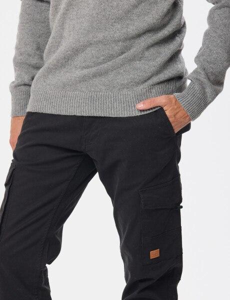 PANTALÓN CARGO Negro