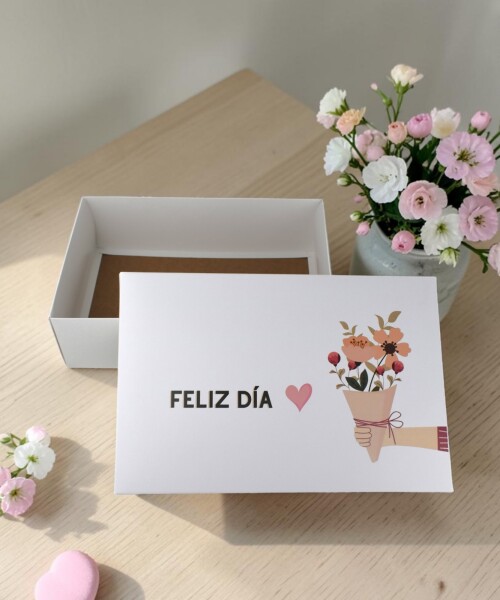 Caja Rectangular Impresa 20x30x9 cm - FELIZ DIA Caja Rectangular Impresa 20x30x9 cm - FELIZ DIA