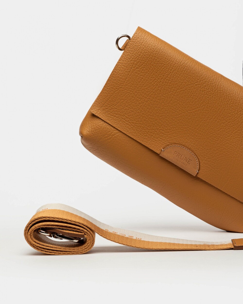 Morral Olivia en cuero graneado Cuoio