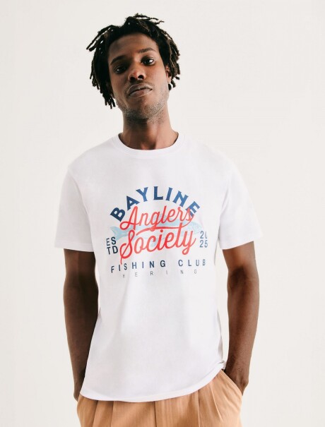 CAMISETA CON ESTAMPA MODELO REGULAR BLANCO