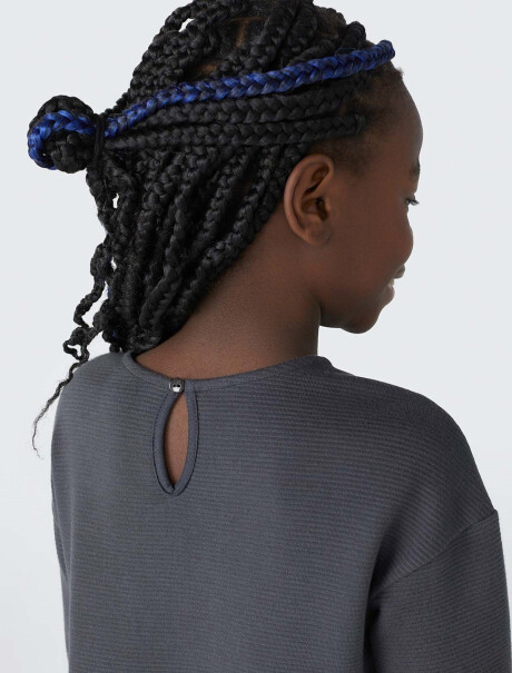 VESTIDO INFANTIL CON TELA ACANALADA GRIS OSCURO