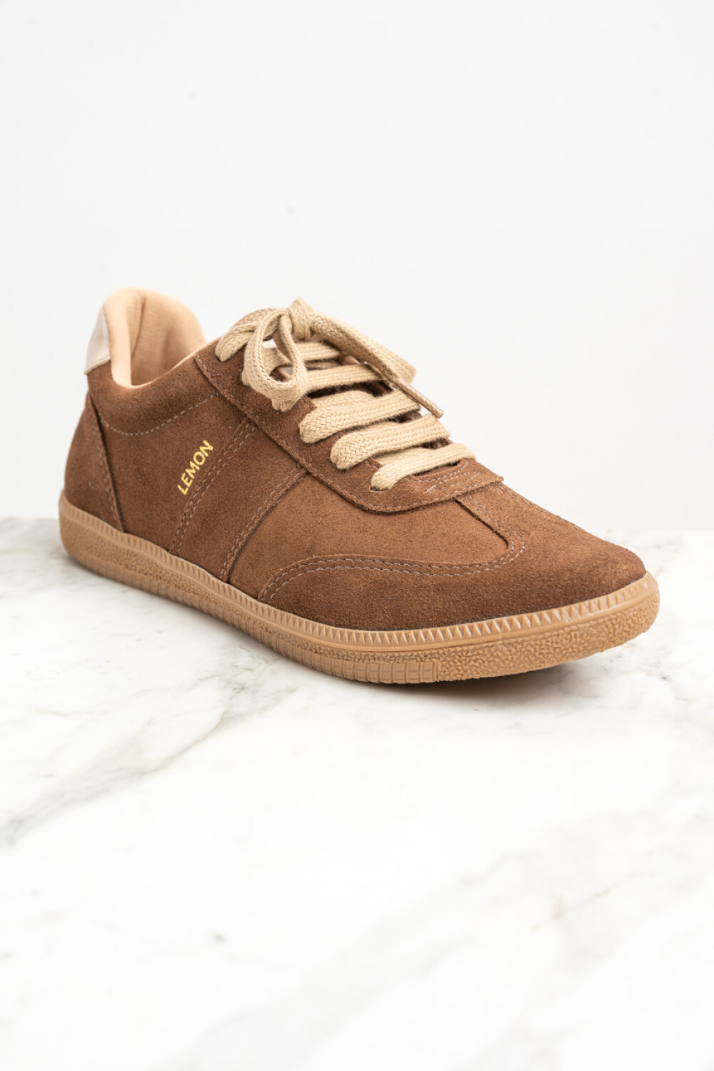 Zapatilla Gamuza - Marrón — Lemon