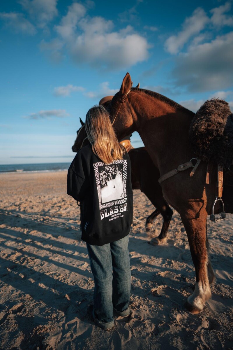 Buzo Free Surf / Negro U