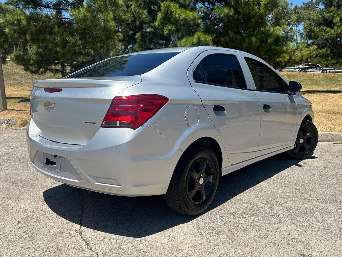 Chevrolet Joy Plus 1.0 Sedan Extra Full | Permuta / Financia Chevrolet Joy Plus 1.0 Sedan Extra Full | Permuta / Financia